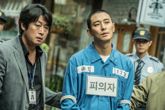 Résultat de recherche d'images pour "Dark Figure of Crime film coréen photos"
